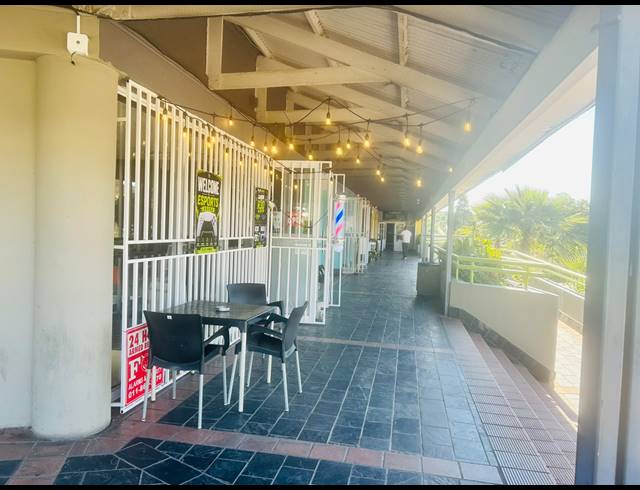 3,501M² BUSINESS TO LET IN MONDEOR